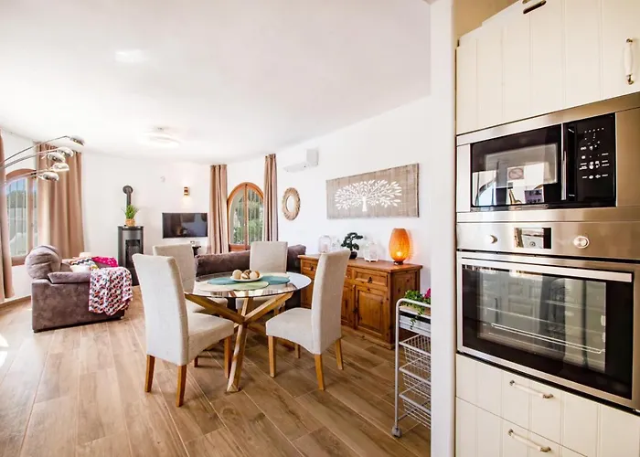 Sabine - Plusholidays Вилла *