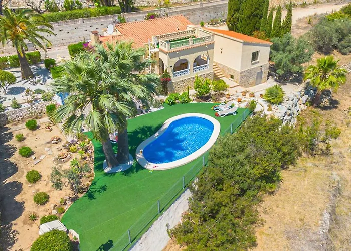 Sabine - Plusholidays